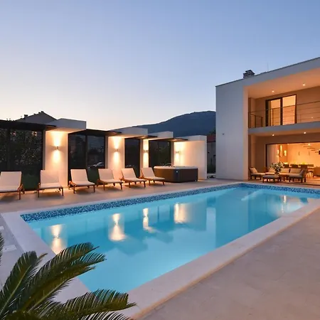 Villa Formosa Kastela